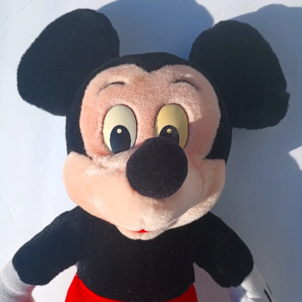 Mickey Mouse - Picture 3 of 3